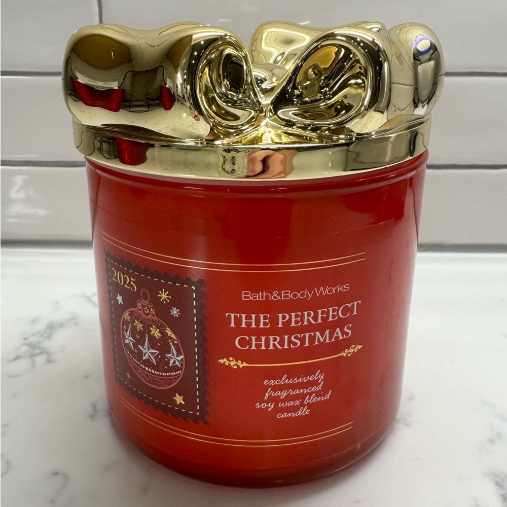 Bath and Body Works The Perfect Christmas Decorative Bow Lid 3 Wick Candle 2025